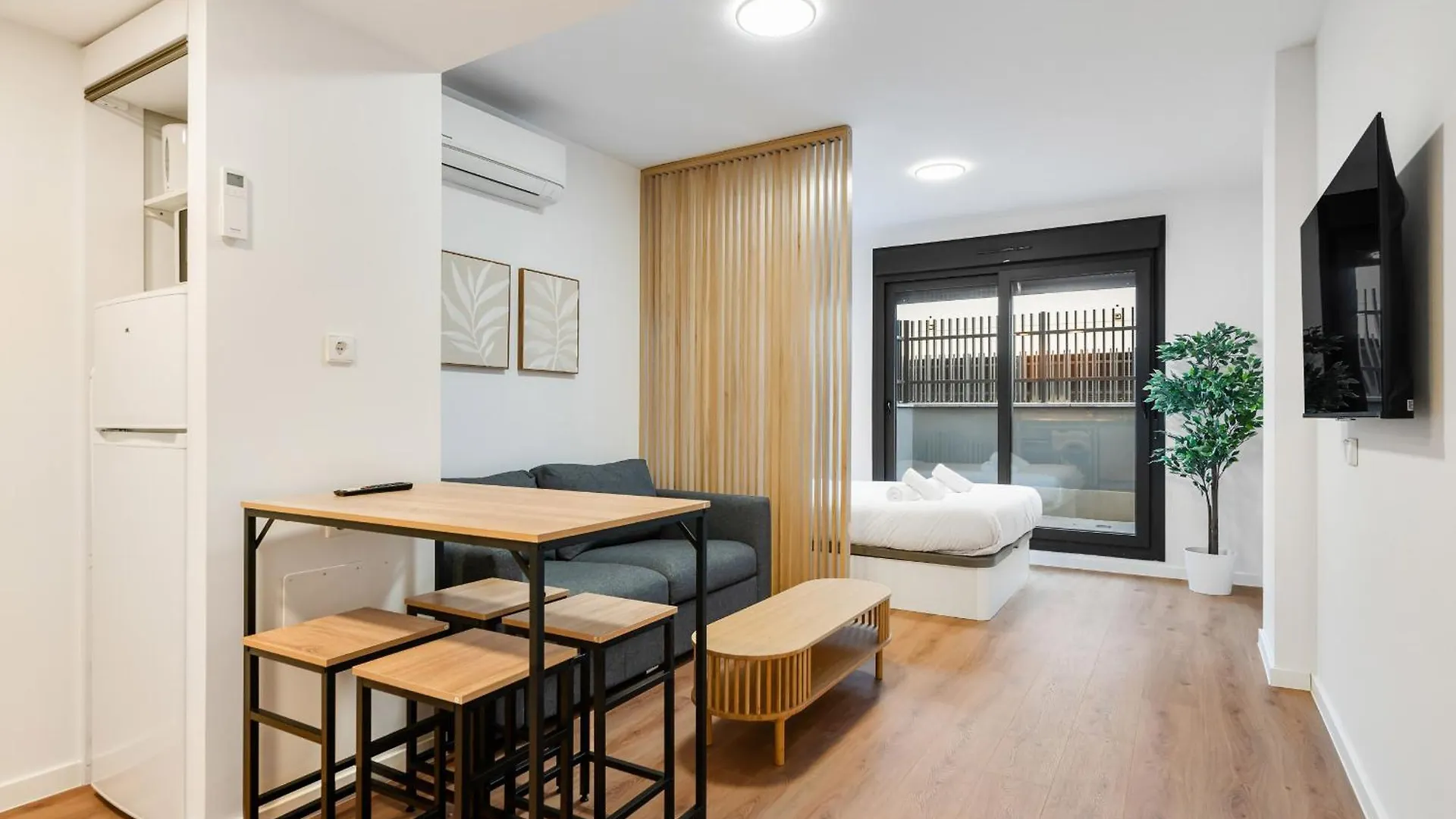 Urban Executive Suites San Sebastian de los Reyes 0*,